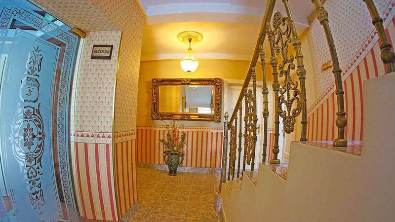 Florian Budget Rooms Krasków Eksteriør bilde