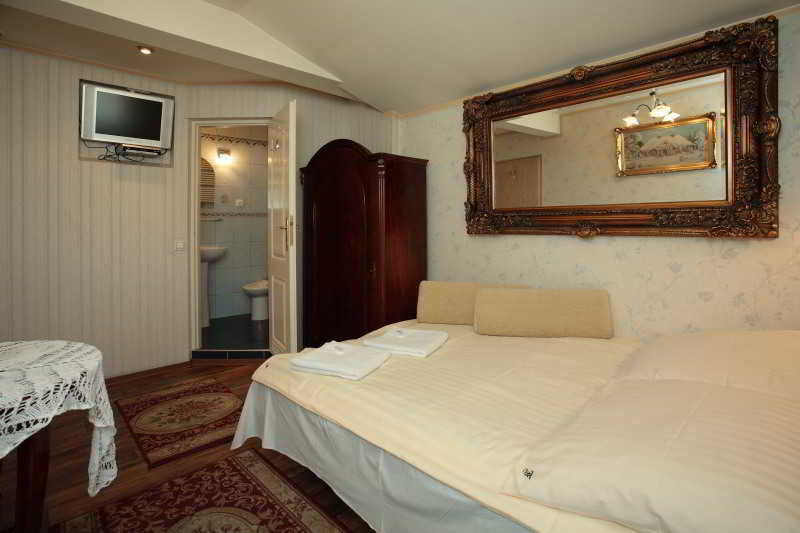 Florian Budget Rooms Krasków Eksteriør bilde