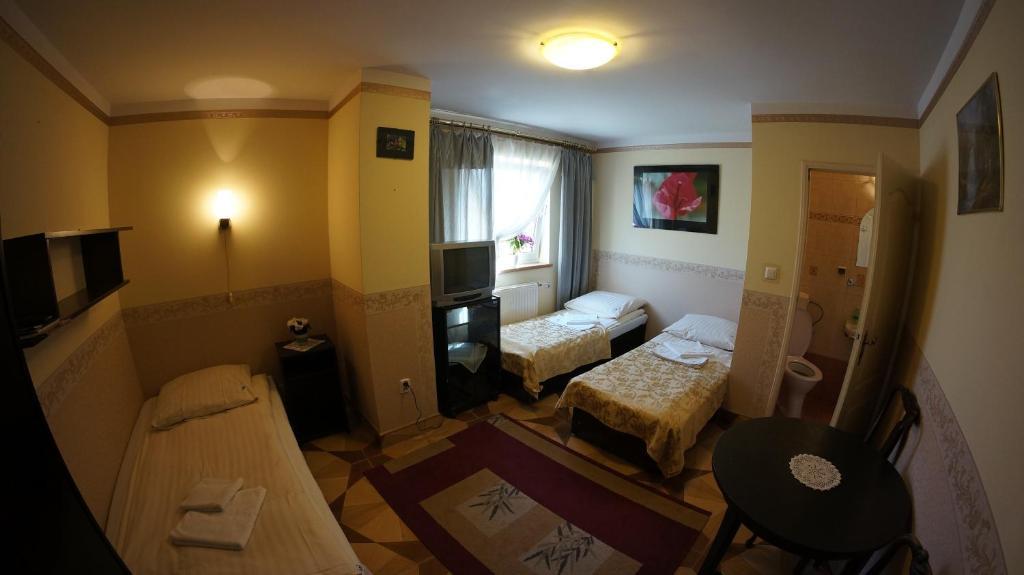 Florian Budget Rooms Krasków Eksteriør bilde
