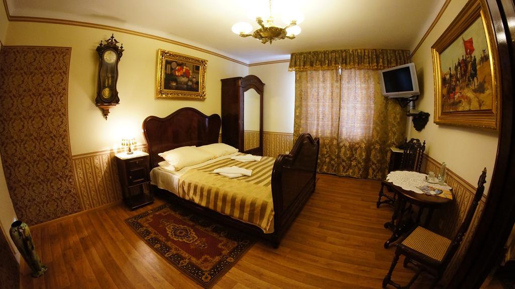 Florian Budget Rooms Krasków Eksteriør bilde