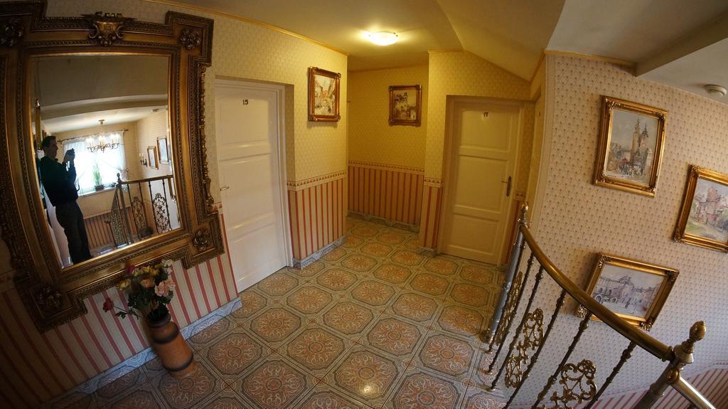 Florian Budget Rooms Krasków Eksteriør bilde